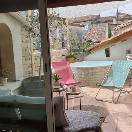 Maison Avec Jacuzzi Et Terrasse Sur Les Toits Brignon Esterno foto
