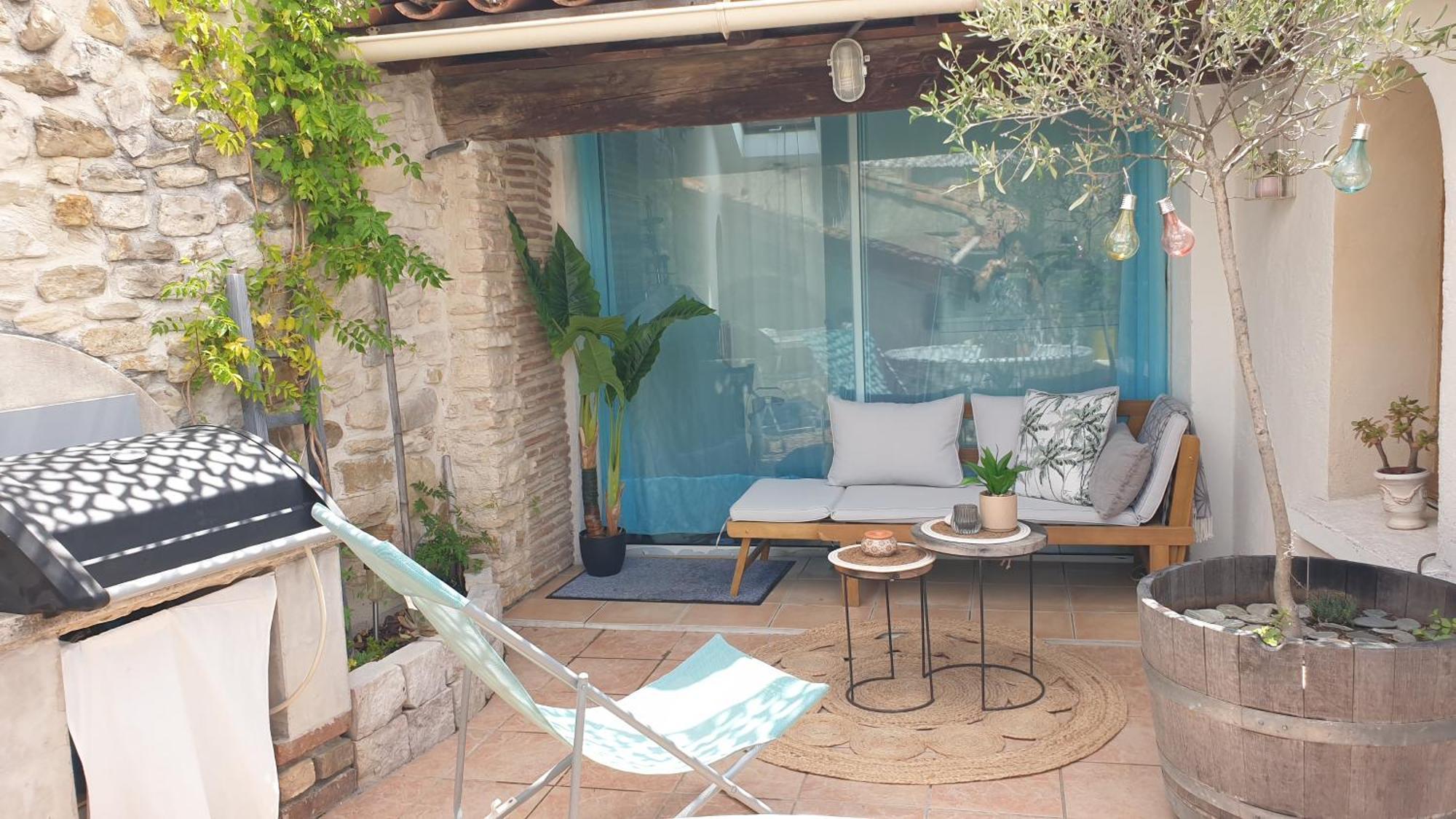 Maison Avec Jacuzzi Et Terrasse Sur Les Toits Brignon Esterno foto