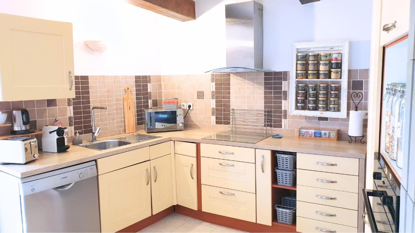 Maison Avec Jacuzzi Et Terrasse Sur Les Toits Brignon Esterno foto